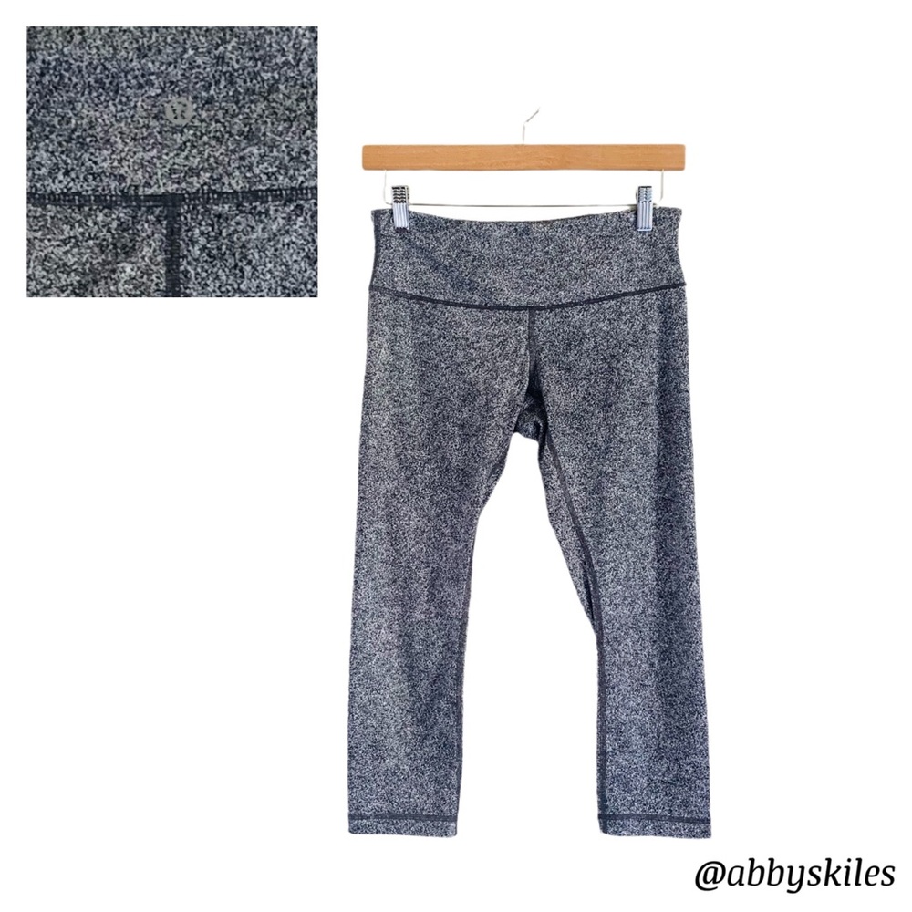 lululemon Wunder Under High Rise Crop Leggings Navy Blue Size 6 Yoga Pilates